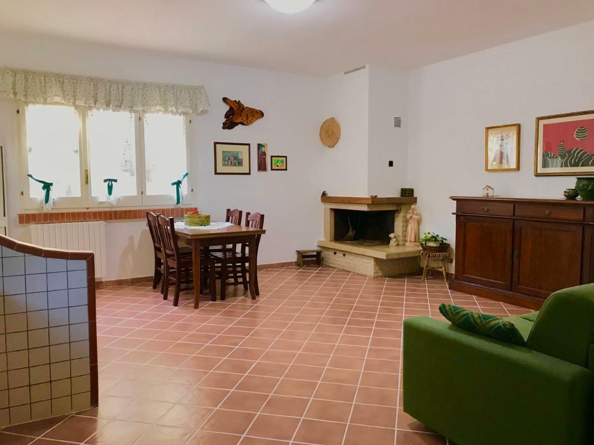 Villa Il Carrubo - Basilicata بيستيشي المظهر الخارجي الصورة